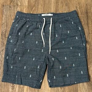 Mens short  size medium